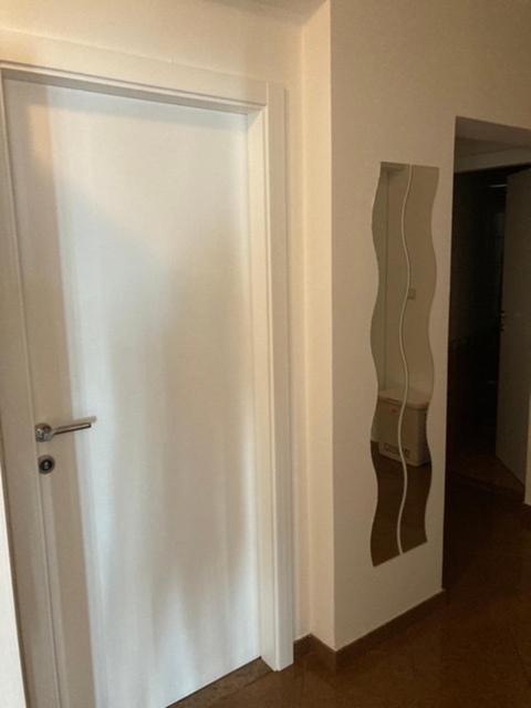 Apartment Nevena โอมิช ภายนอก รูปภาพ
